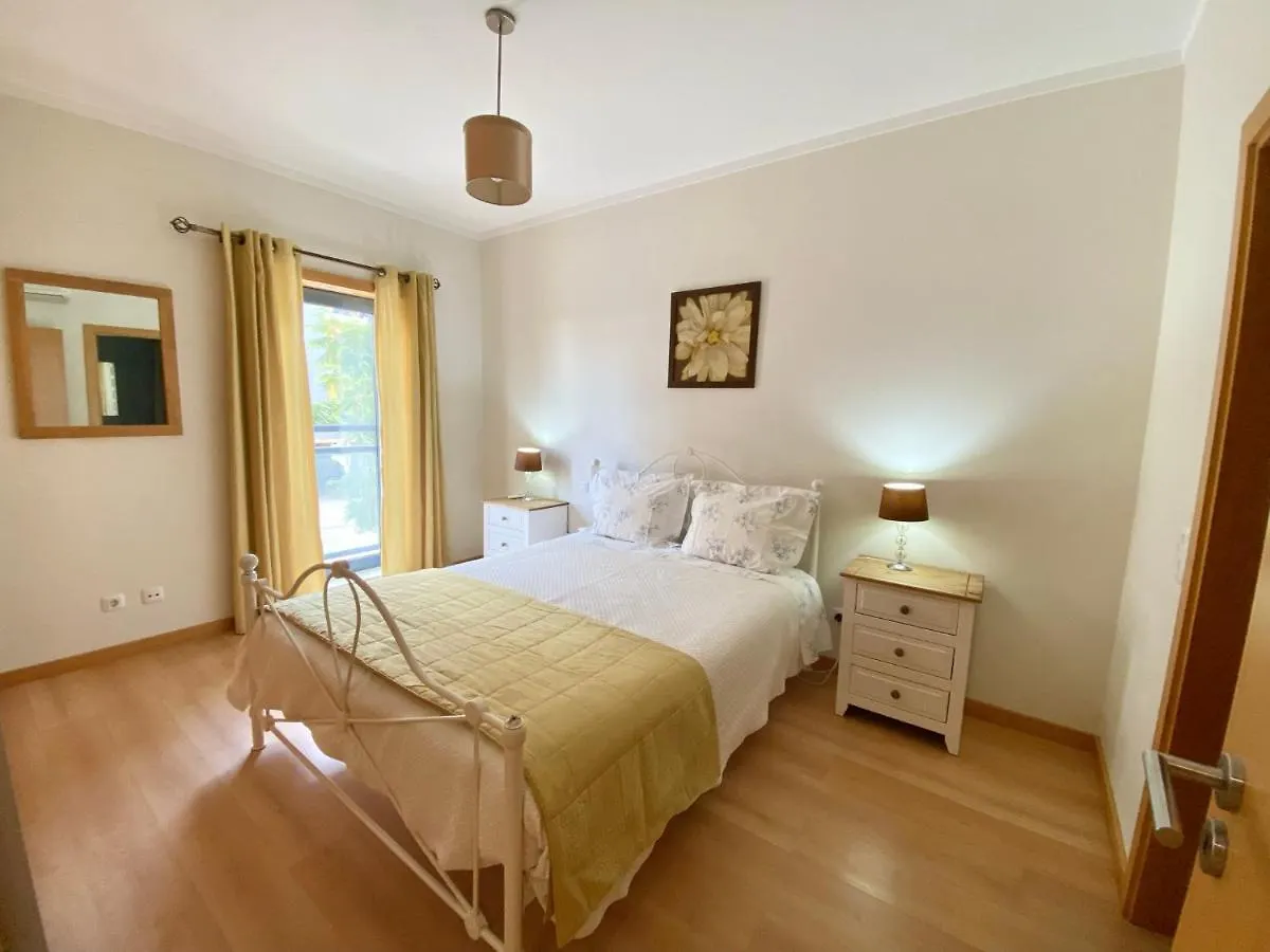 Olhao Beach Apartment 0*,