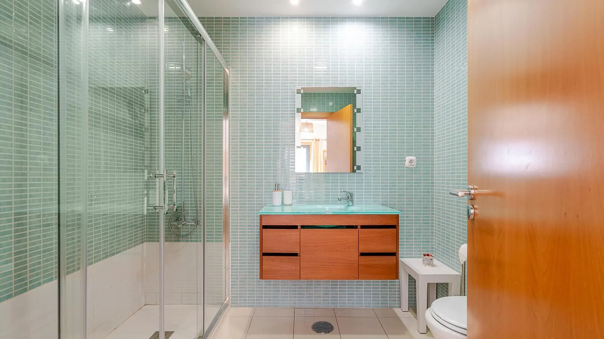Olhao Beach Apartment 0*,